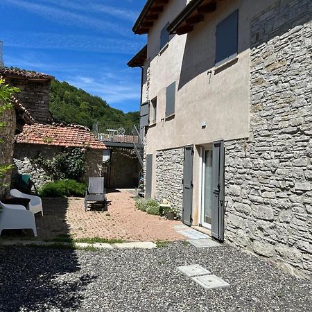 Villa Casa Del Giglio A Cadelmonte à Valle  Extérieur photo