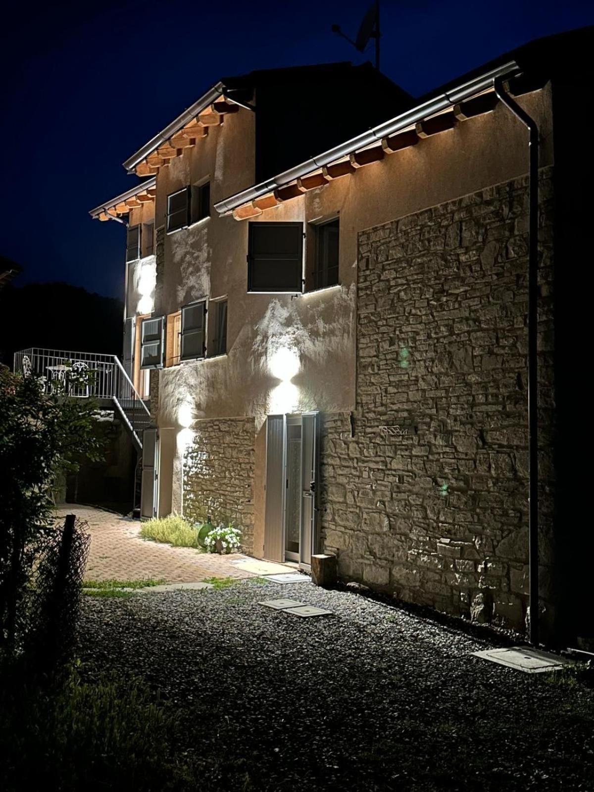 Villa Casa Del Giglio A Cadelmonte à Valle  Extérieur photo